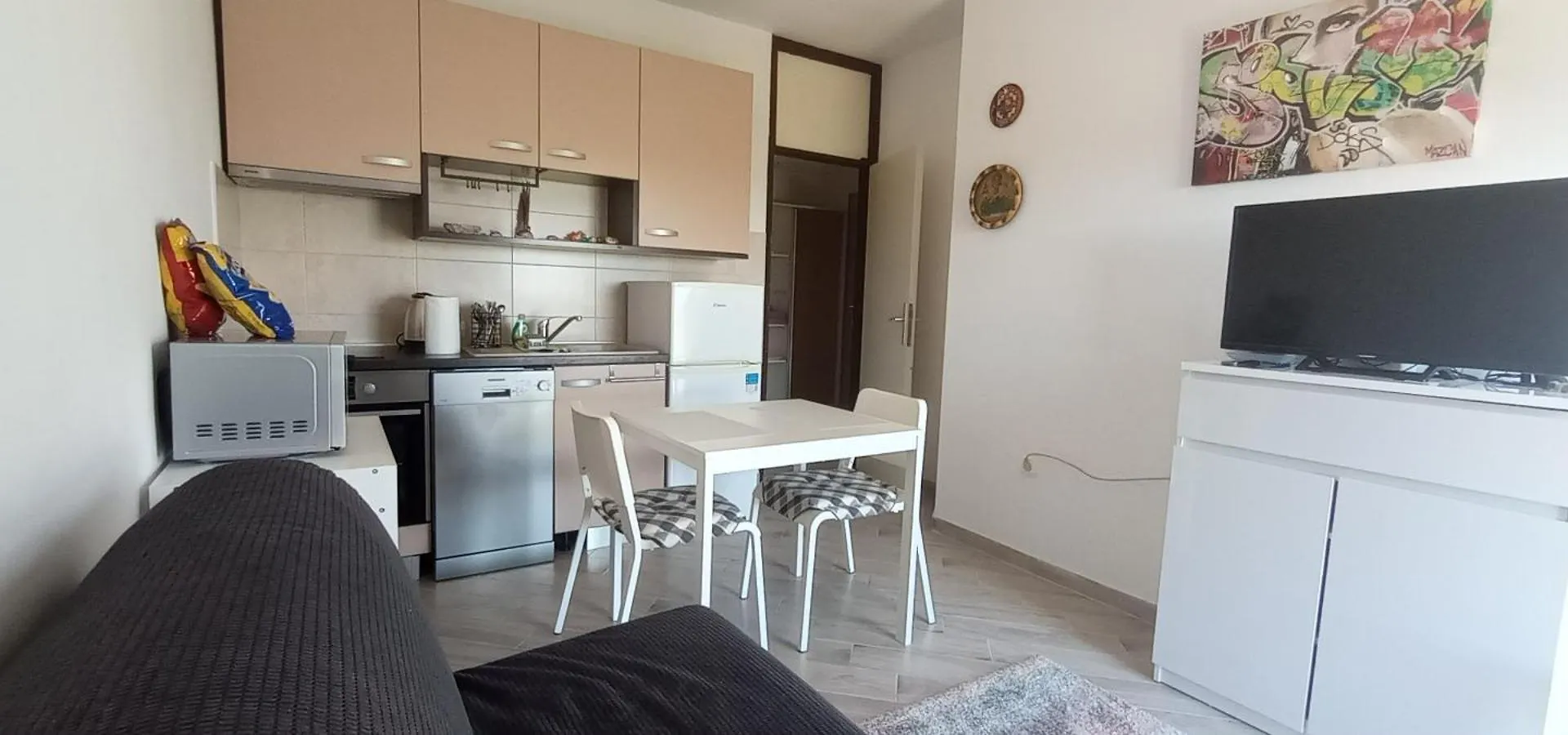 Sojourn Apartment Pula 0*,